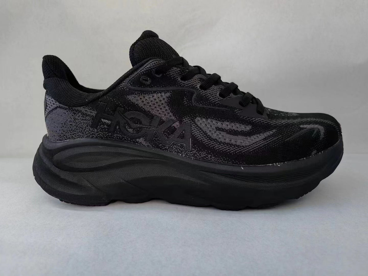 HOKA Clifton 10 – Black & Charcoal