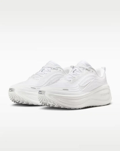 Nike Vomero Plus Road Running Shoes - White / Metallic Silver